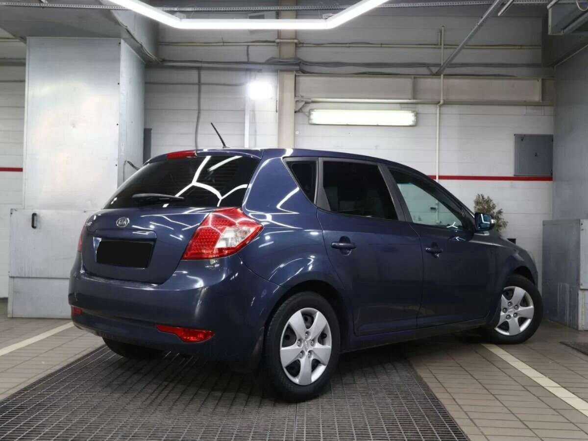 Купить Kia Ceed, 2010, 210 910 км, фото №2