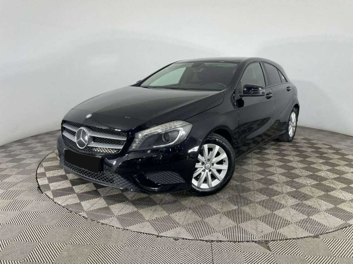 Купить Mercedes-Benz A-Класс 180, 2014, 213 461 км, фото №1