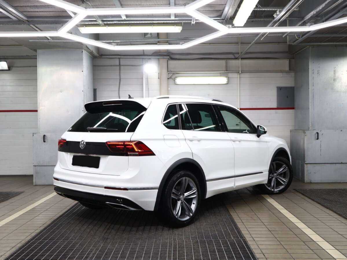 Купить Volkswagen Tiguan, 2019, 64 000 км, фото №2