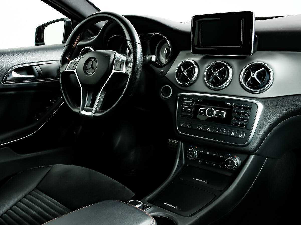 Купить Mercedes-Benz GLA 250, 2014, 67 555 км, фото №9