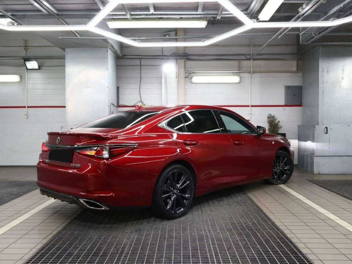Купить Lexus ES 350, 2019, 107 000 км, фото №2