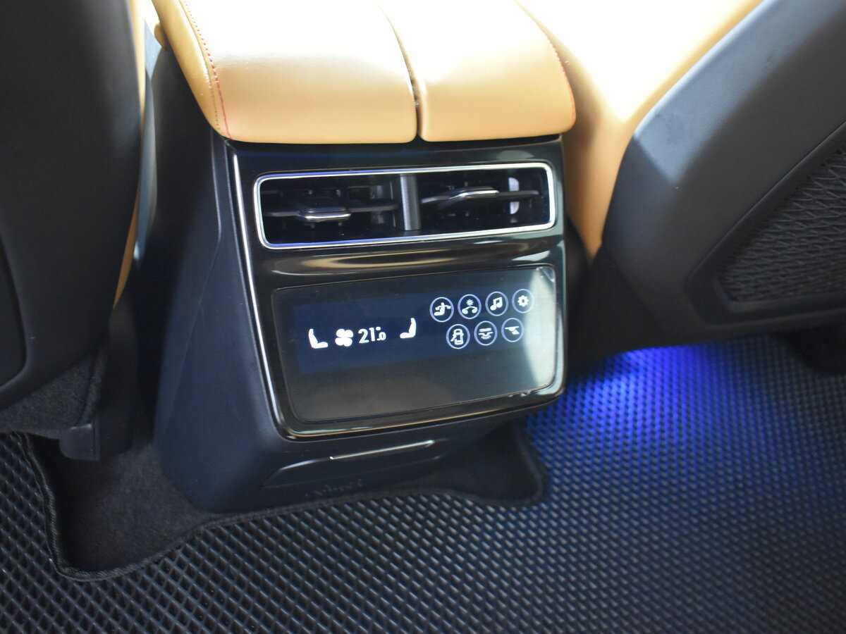 Купить Zeekr 001 86 kWh, 2023, 33 165 км, фото №9