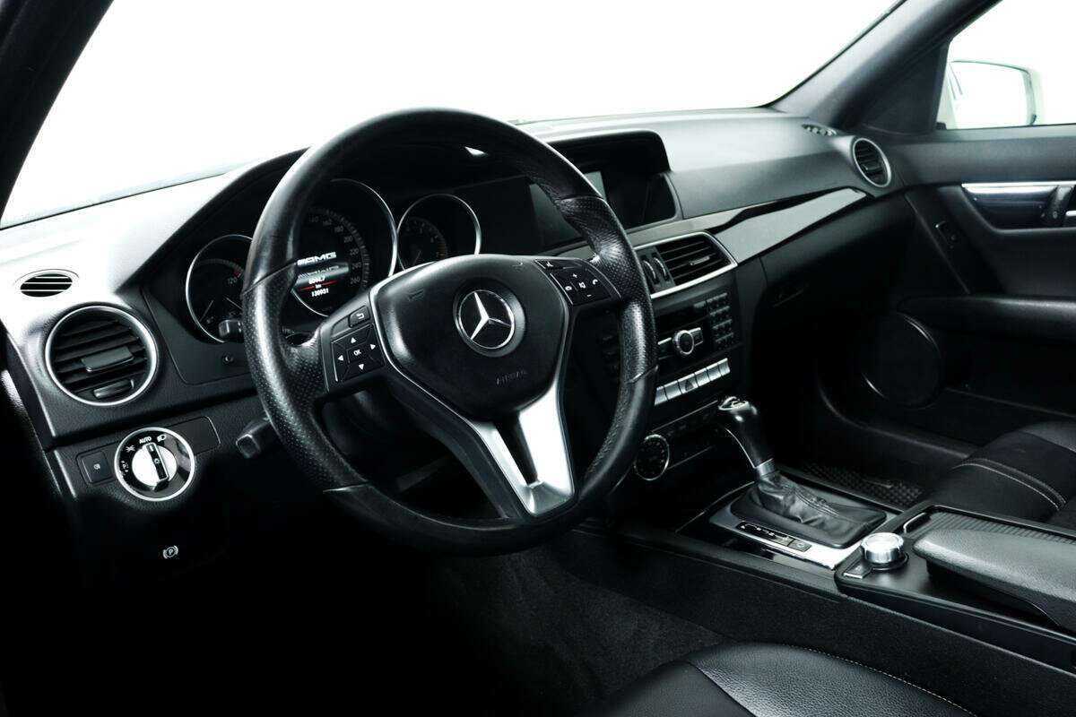 Купить Mercedes-Benz C-Класс 180 BlueEFFICIENCY, 2011, 130 800 км, фото №13