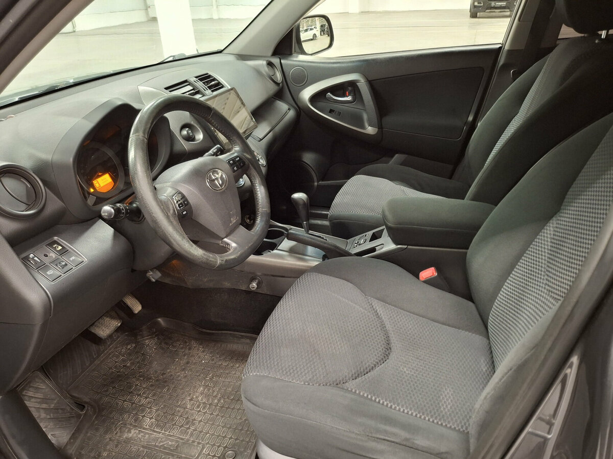 Купить Toyota RAV4 III (XA30) Рестайлинг, 2011, 192 585 км, фото №15