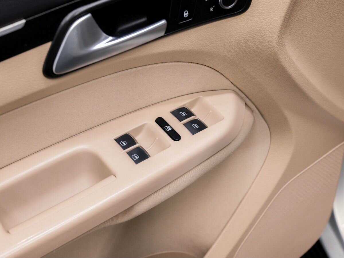 Купить Volkswagen Touran, 2013, 256 000 км, фото №15