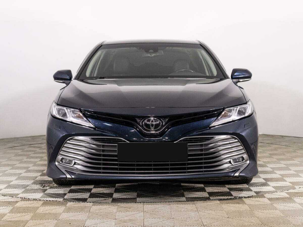 Купить Toyota Camry, 2018, 65 805 км, фото №2