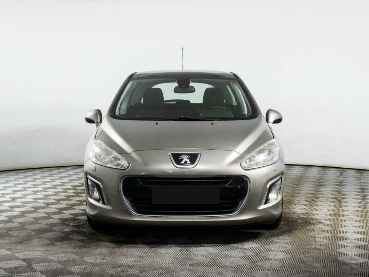 Купить Peugeot 308, 2011, 132 226 км, фото №2