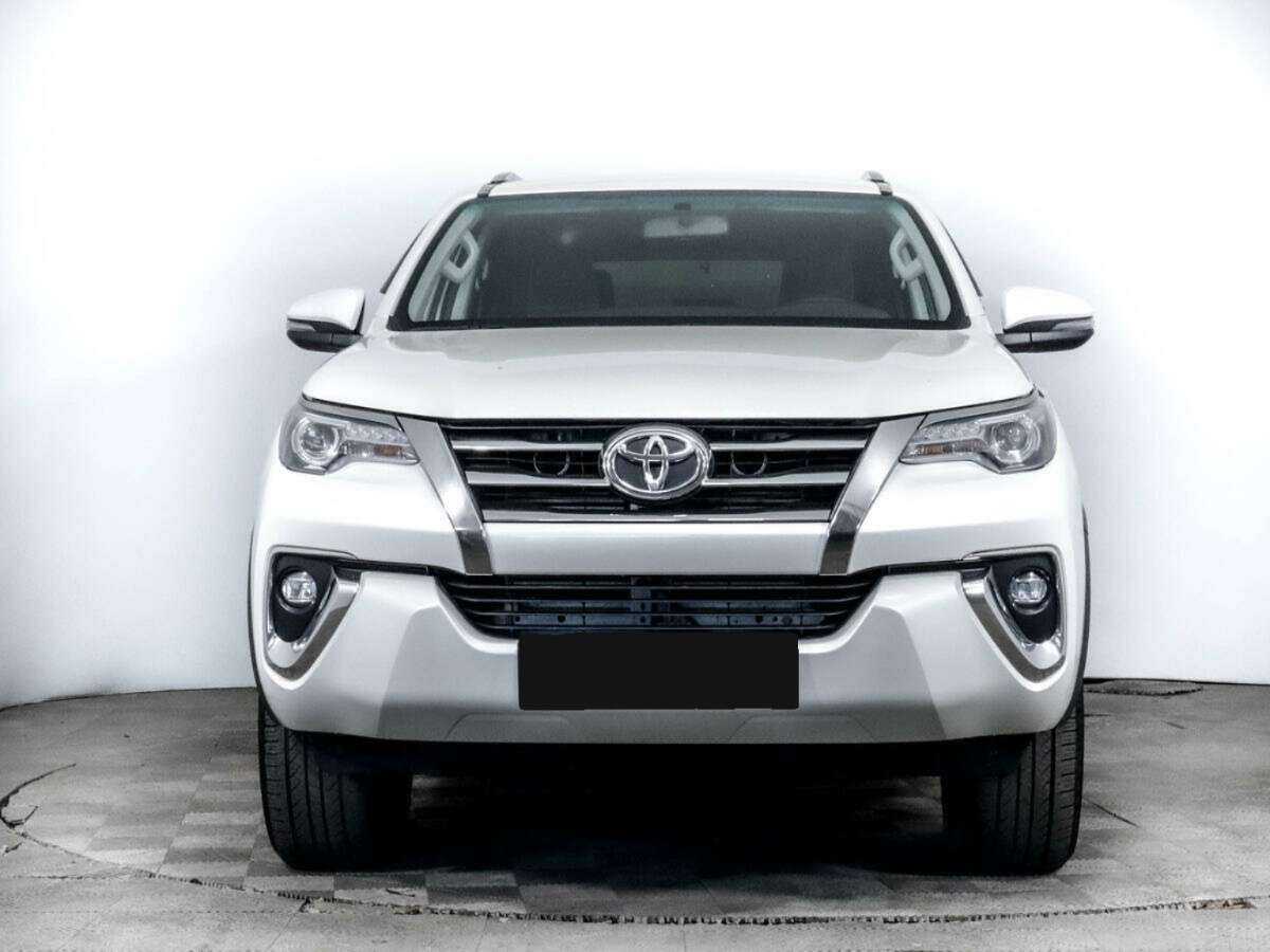Купить Toyota Fortuner, 2017, 97 000 км, фото №2