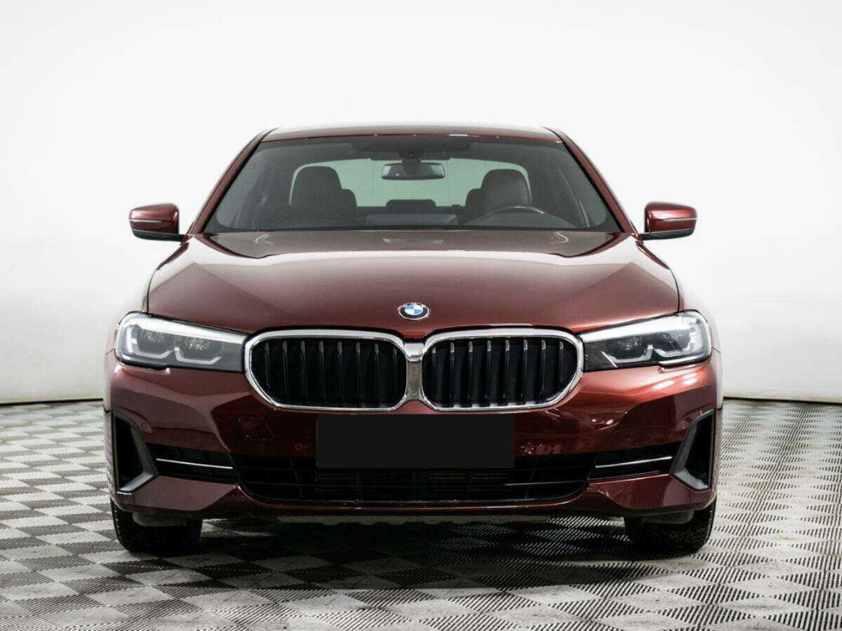 Купить BMW 5 серии 520i, 2022, 56 360 км, фото №2
