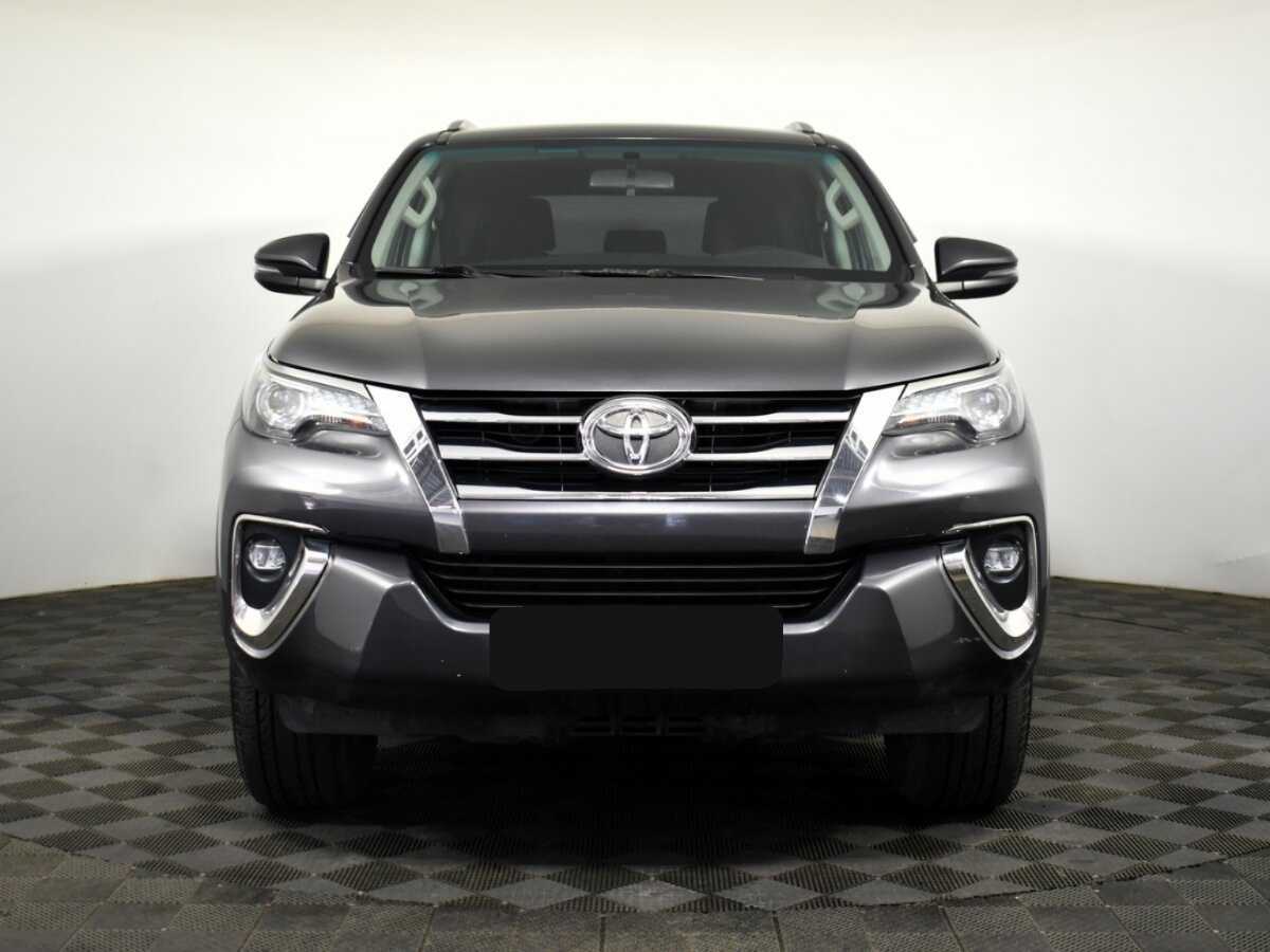 Купить Toyota Fortuner, 2020, 120 450 км, фото №2