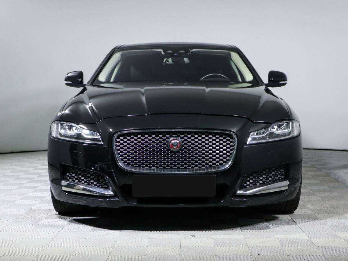 Купить Jaguar XF, 2018, 67 090 км, фото №2