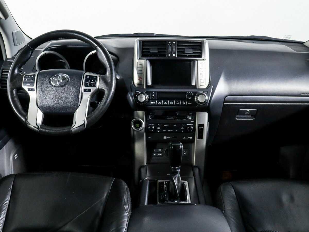 Купить Toyota Land Cruiser Prado, 2010, 215 350 км, фото №9