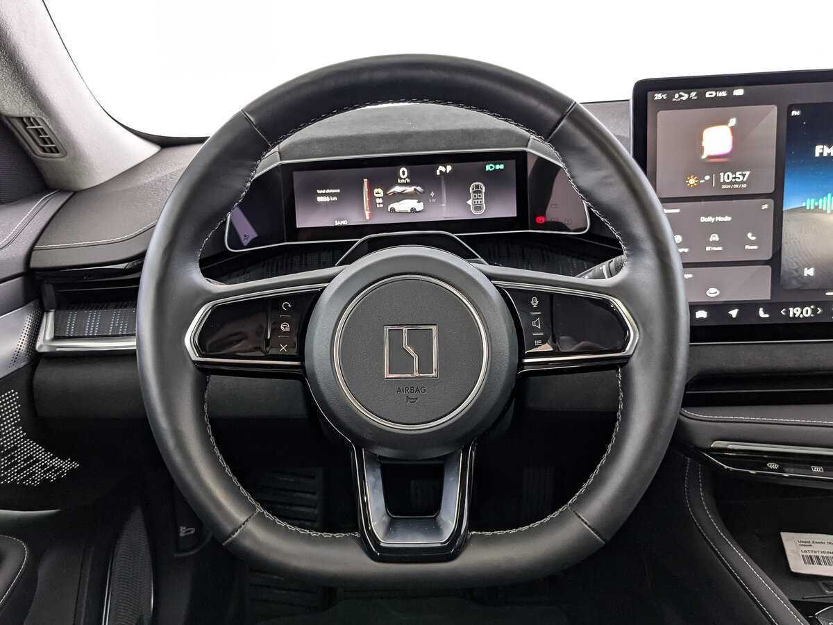 Купить Zeekr 001 100 kWh, 2022, 5 000 км, фото №17