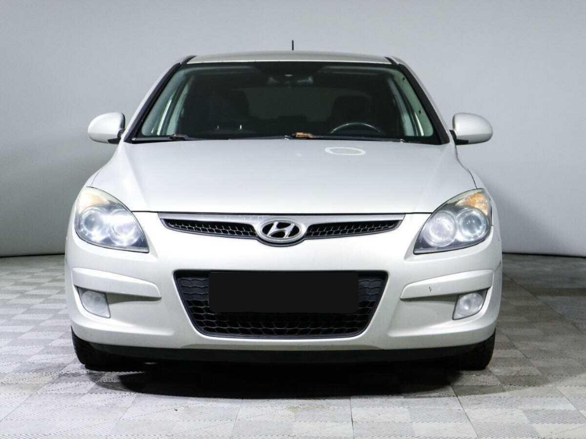 Купить Hyundai i30, 2009, 268 934 км, фото №2