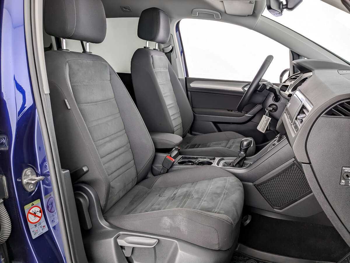 Купить Volkswagen Touran, 2018, 234 634 км, фото №18
