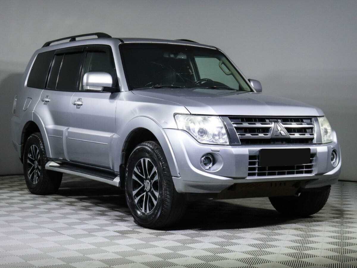 Купить Mitsubishi Pajero, 2011, 226 491 км, фото №3