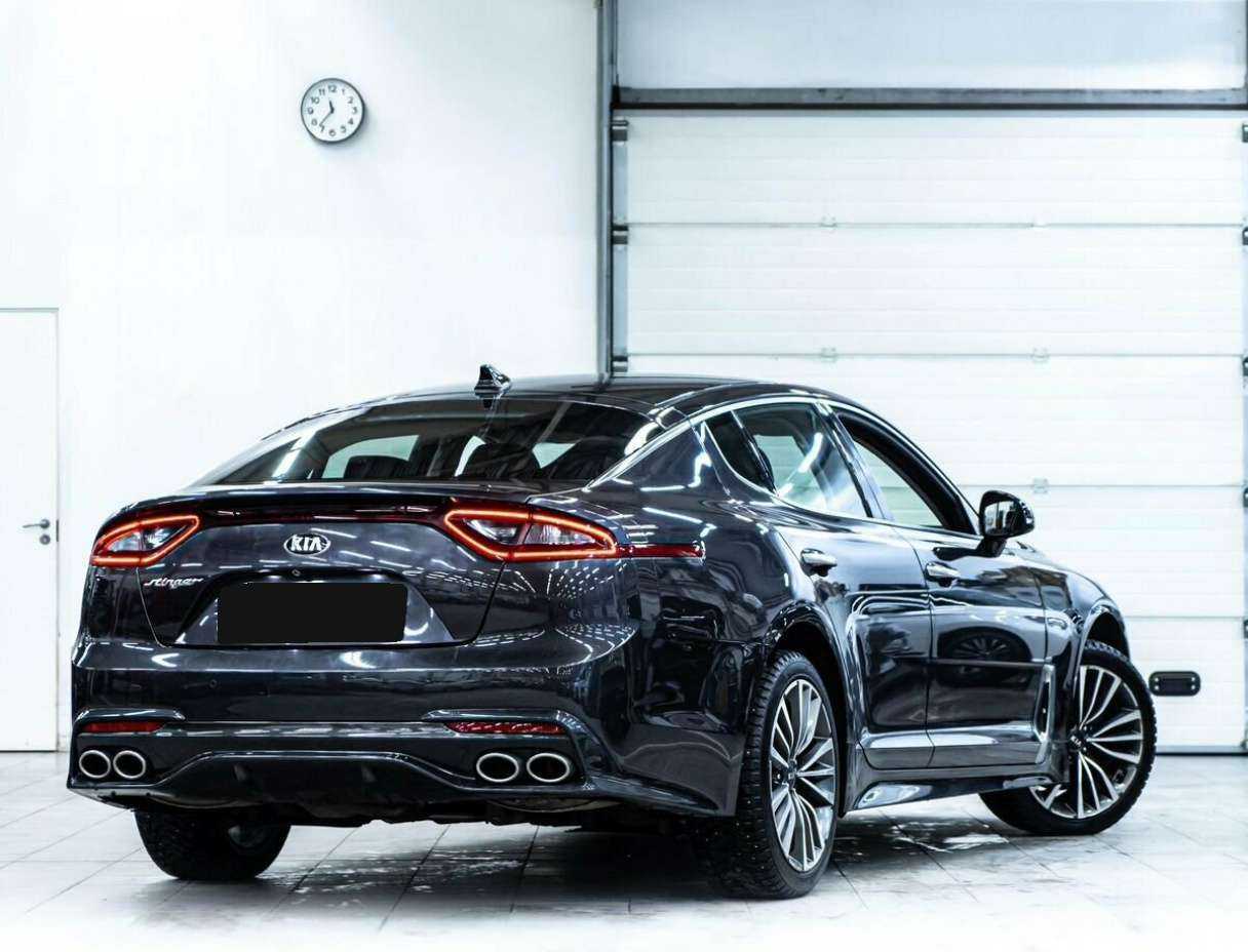Купить Kia Stinger, 2018, 96 000 км, фото №3
