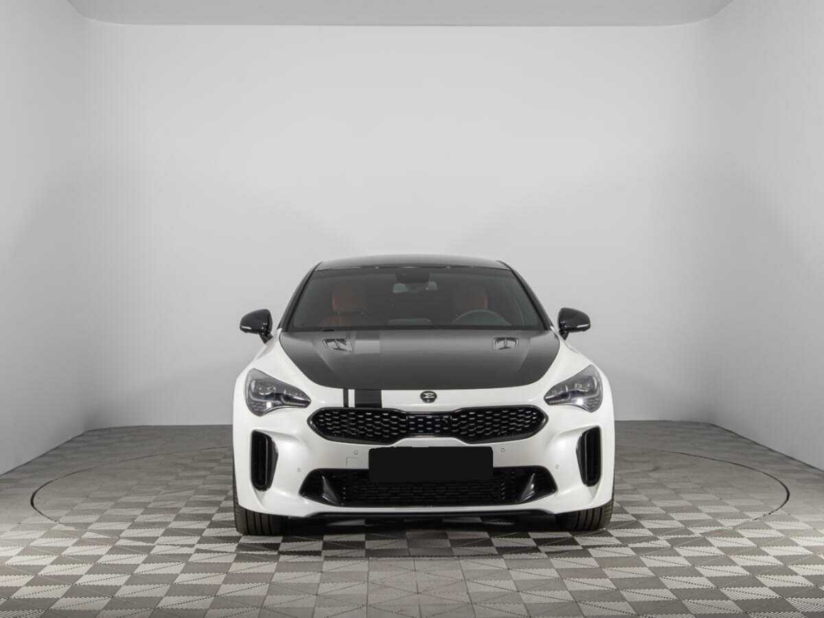Купить Kia Stinger, 2018, 123 337 км, фото №2