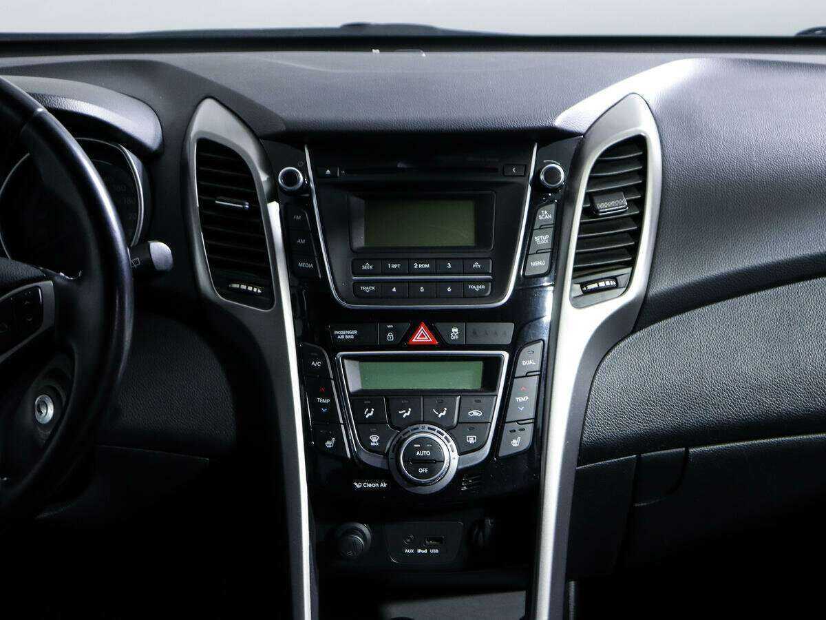 Купить Hyundai i30, 2013, 57 500 км, фото №11