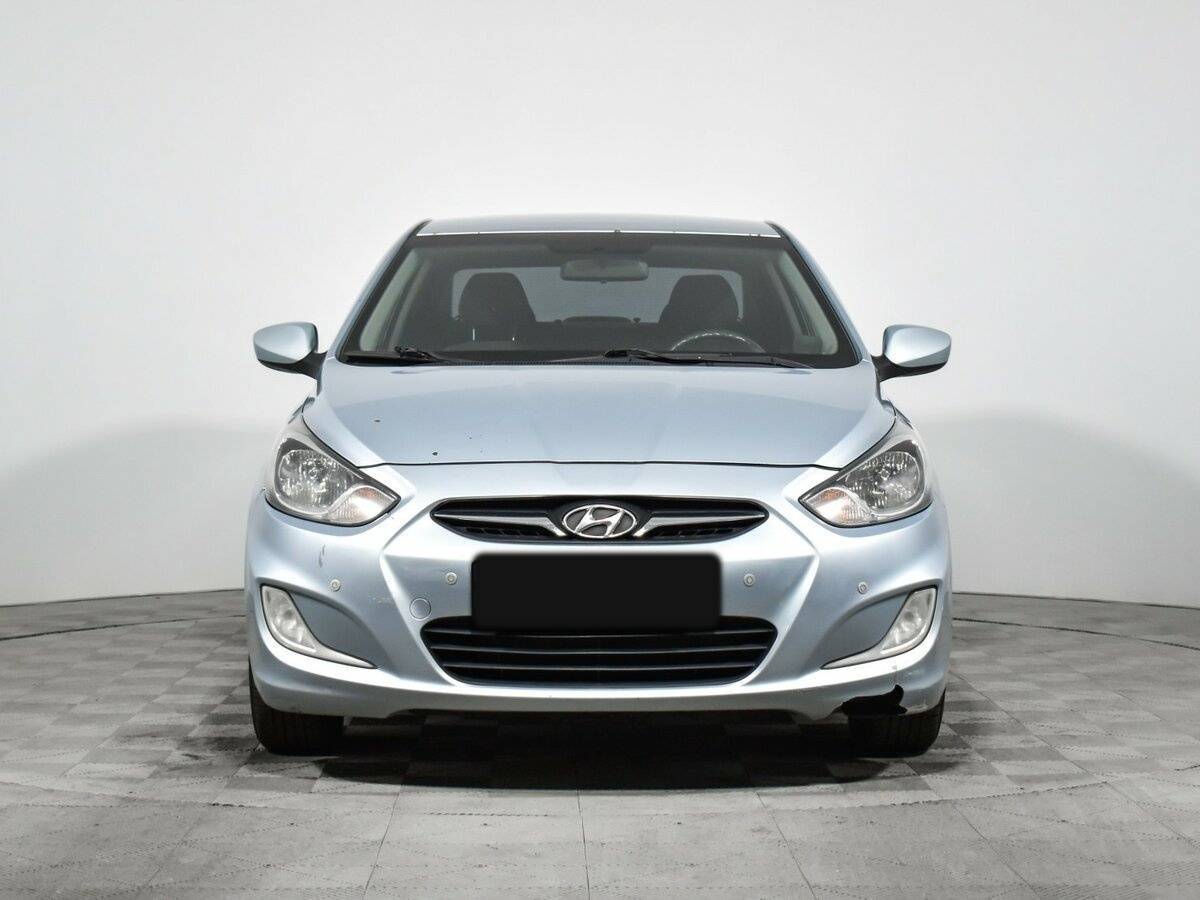Купить Hyundai Solaris, 2011, 103 500 км, фото №2