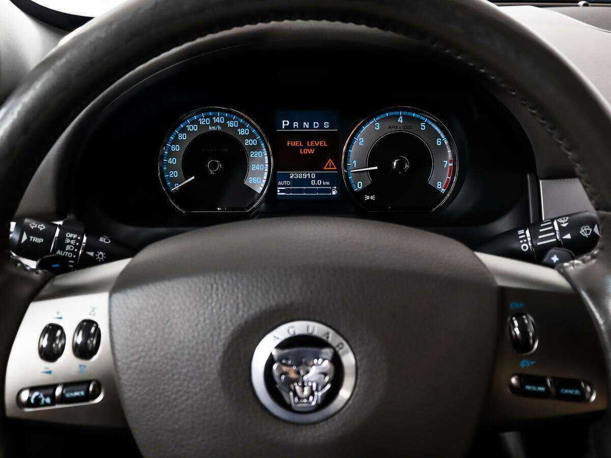 Купить Jaguar XF, 2008, 238 759 км, фото №18