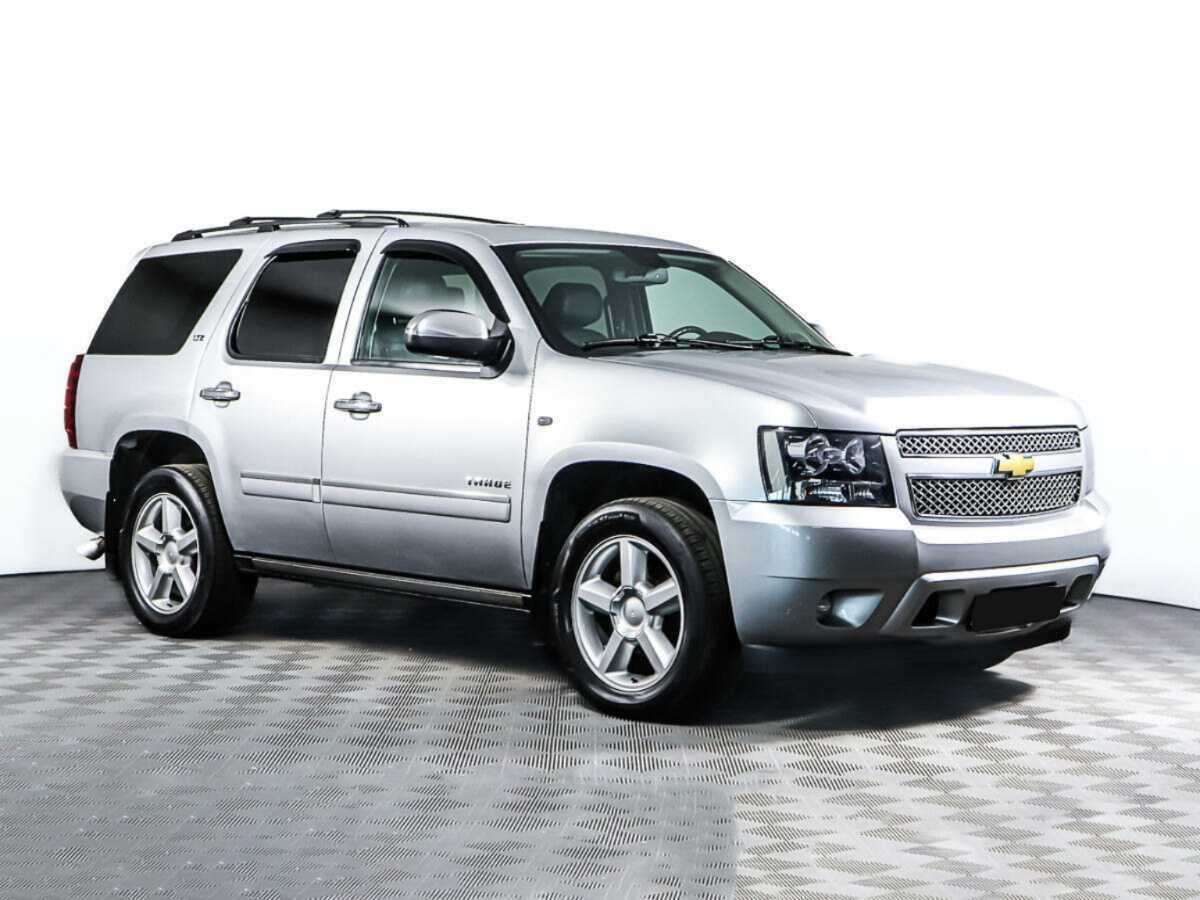 Купить Chevrolet Tahoe 6AT, 2012, 165 000 км, фото №3