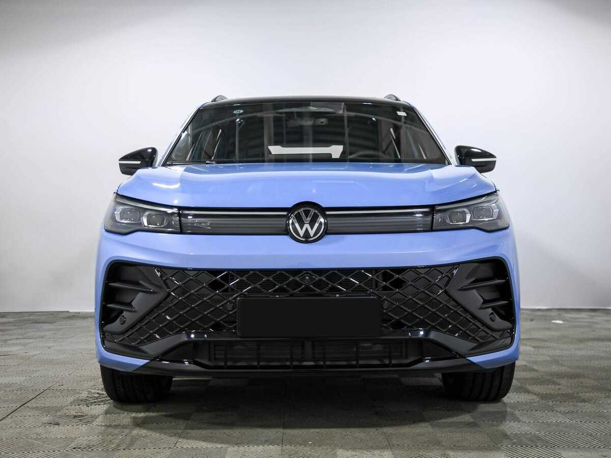 Купить Volkswagen Tiguan L Pro, 2024, 230 км, фото №2