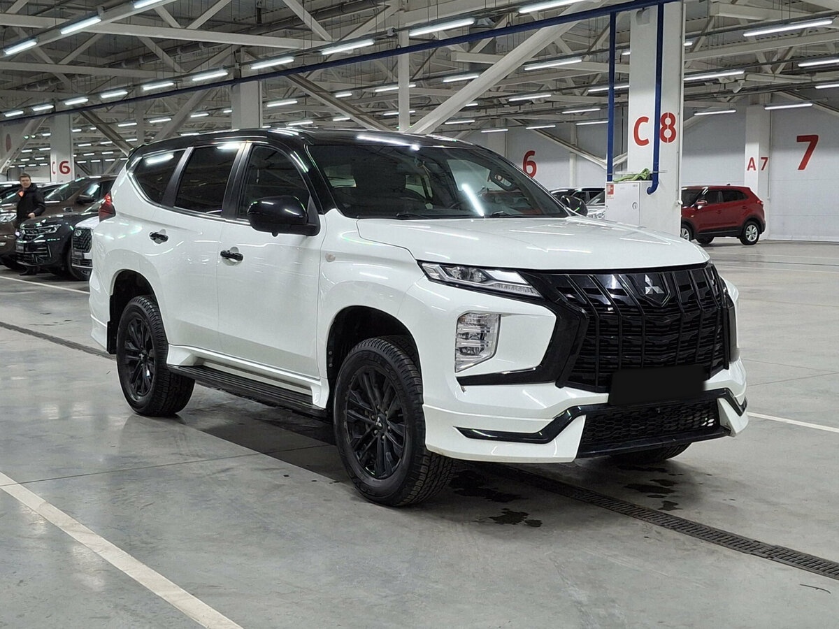 Купить Mitsubishi Montero Sport III Рестайлинг, 2022, 40 268 км, фото №3