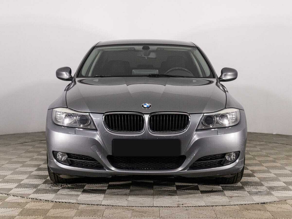 Купить BMW 3 серии 318i, 2011, 68 196 км, фото №2