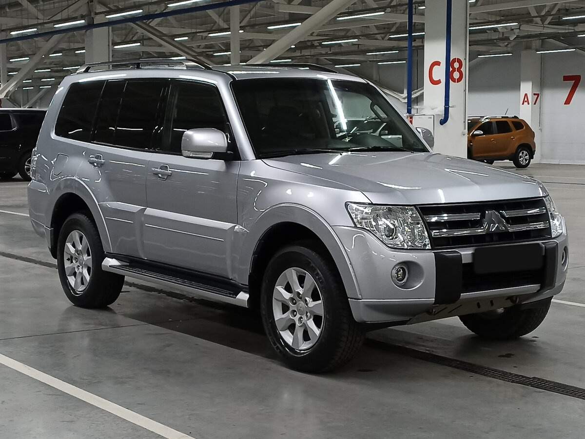 Купить Mitsubishi Pajero, 2011, 133 636 км, фото №3