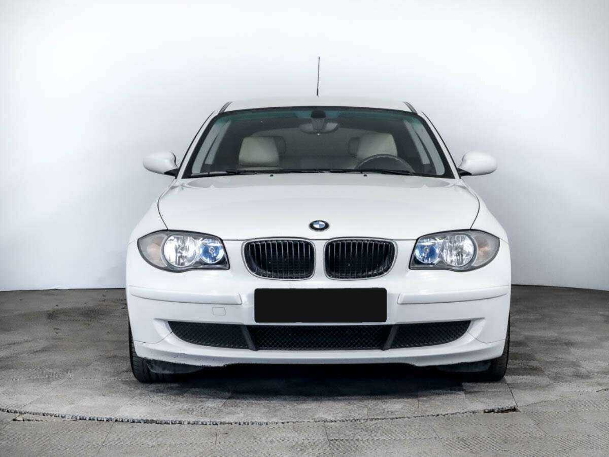 Купить BMW 1 серии 116i, 2009, 148 537 км, фото №2