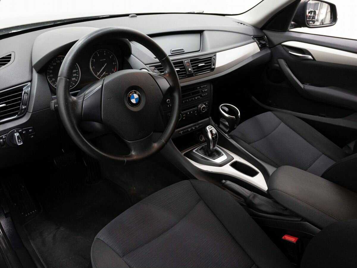 Купить BMW X1 20i, 2013, 280 000 км, фото №9