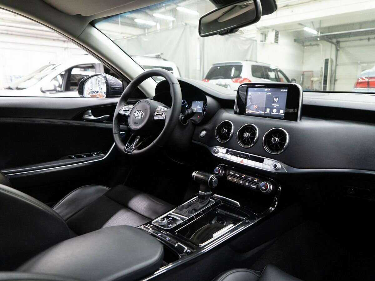 Купить Kia Stinger, 2018, 96 000 км, фото №17