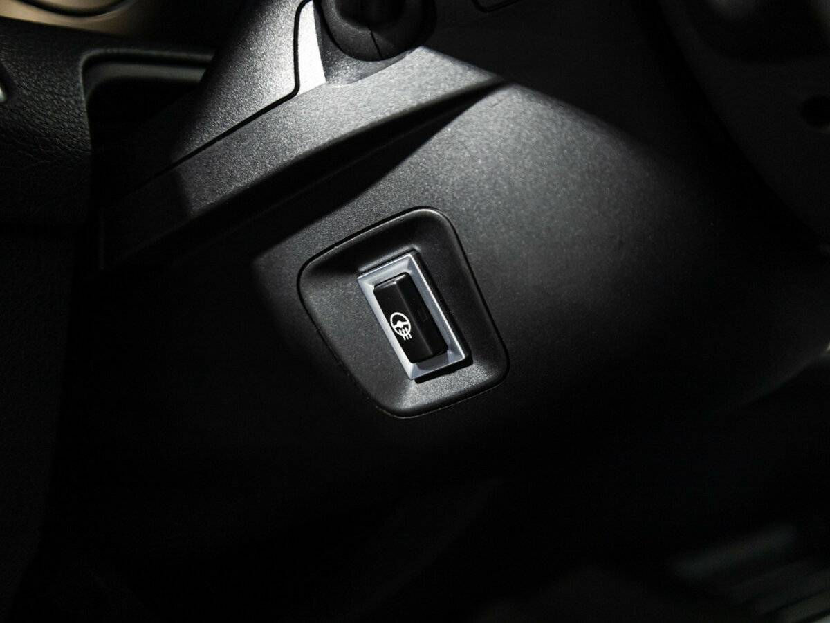 Купить BMW 1 серии 118i II (F20/F21) Рестайлинг 2, 2018, 68 025 км, фото №17