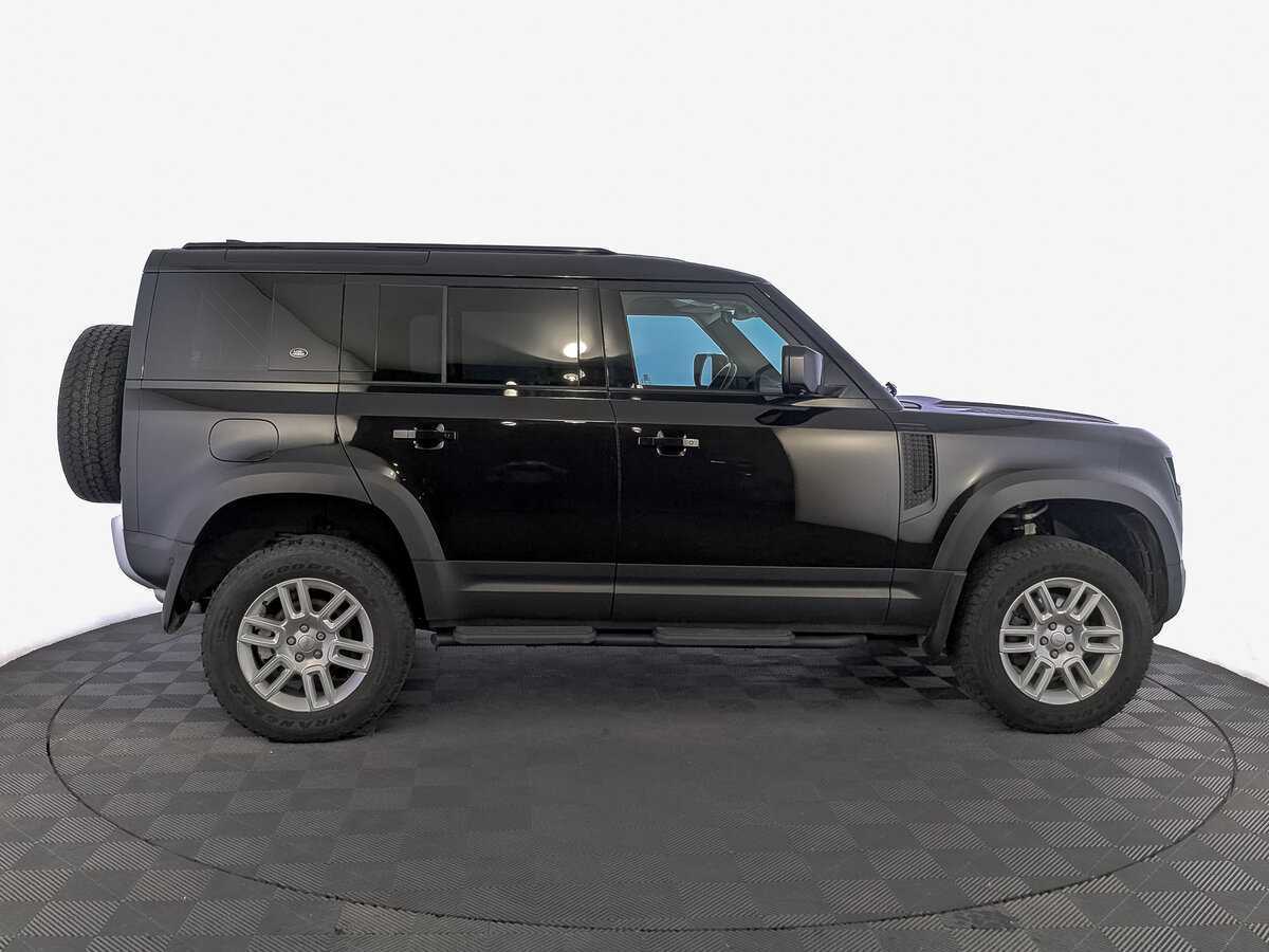 Купить Land Rover Defender 110, 2021, 70 730 км, фото №4