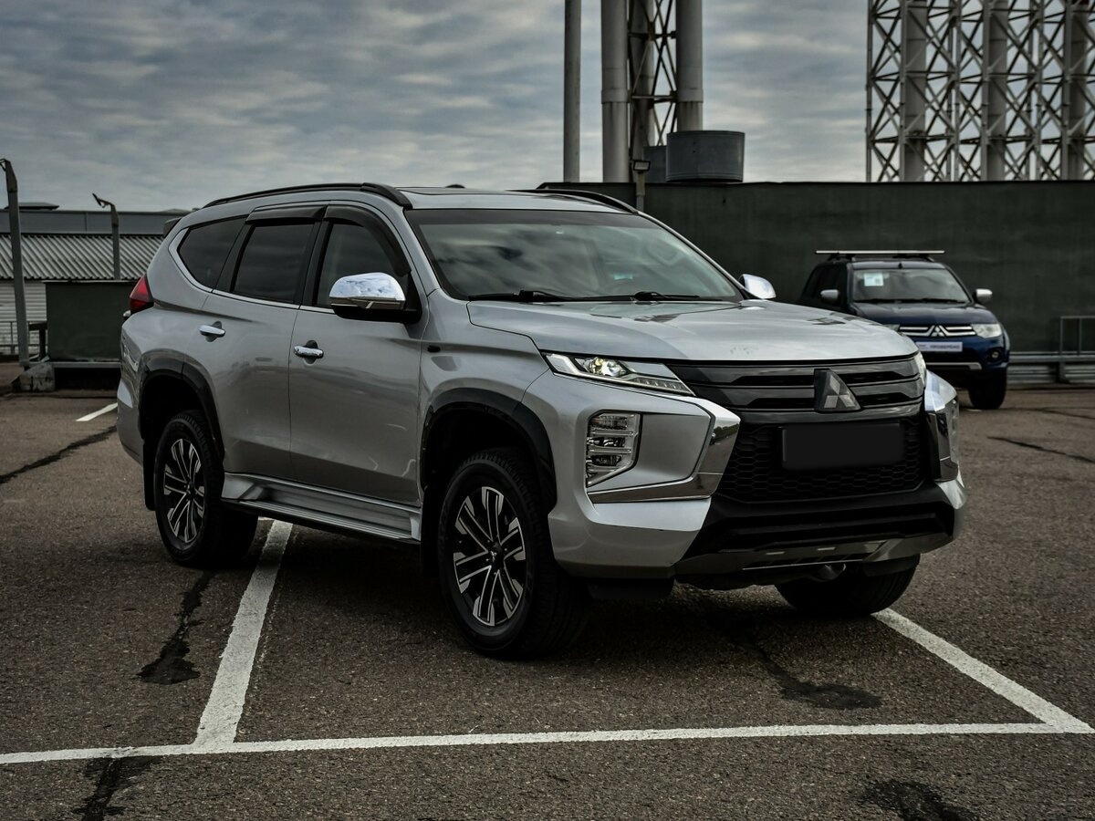 Купить Mitsubishi Montero Sport III Рестайлинг, 2022, 105 360 км, фото №3