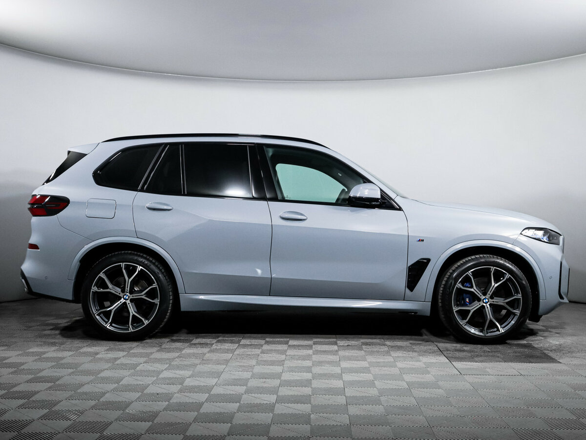 Купить BMW X5 40i IV (G05/G18) Рестайлинг, 2025, 6 757 км, фото №4