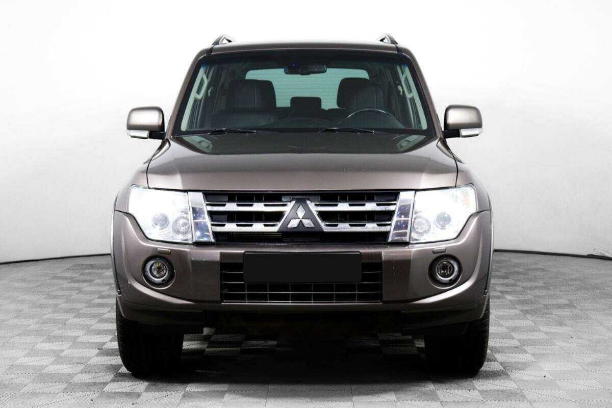 Купить Mitsubishi Pajero, 2011, 148 584 км, фото №2