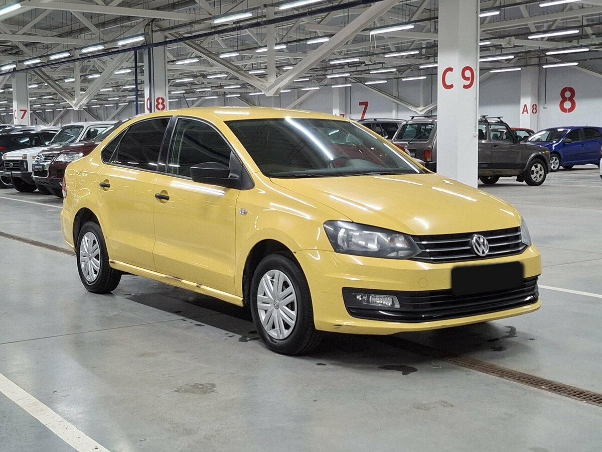 Купить Volkswagen Polo V Рестайлинг, 2017, 100 125 км, фото №3