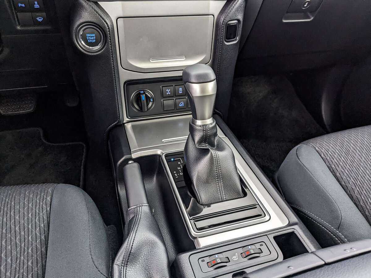 Купить Toyota Land Cruiser Prado, 2022, 2 854 км, фото №16