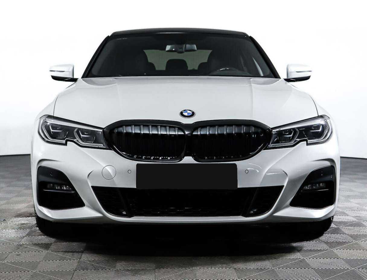 Купить BMW 3 серии 320i xDrive, 2019, 49 135 км, фото №2