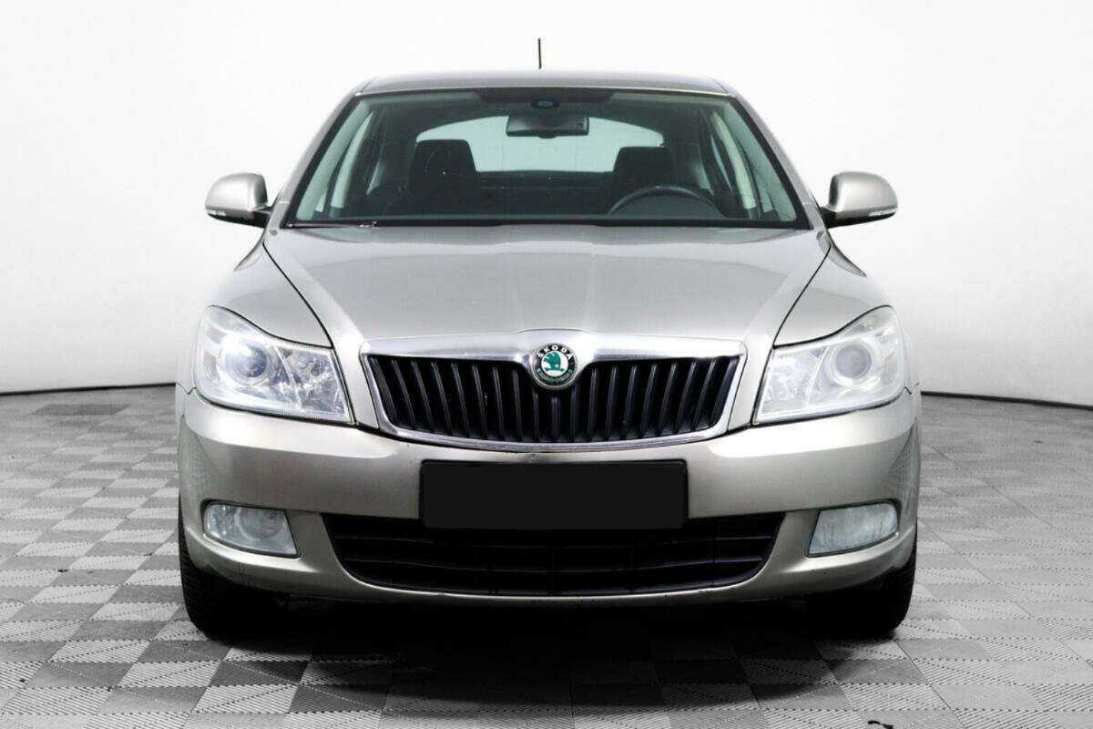 Купить Skoda Octavia, 2011, 211 010 км, фото №2