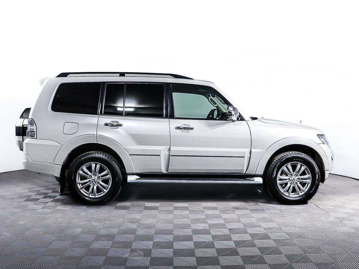 Купить Mitsubishi Pajero, 2019, 16 650 км, фото №4