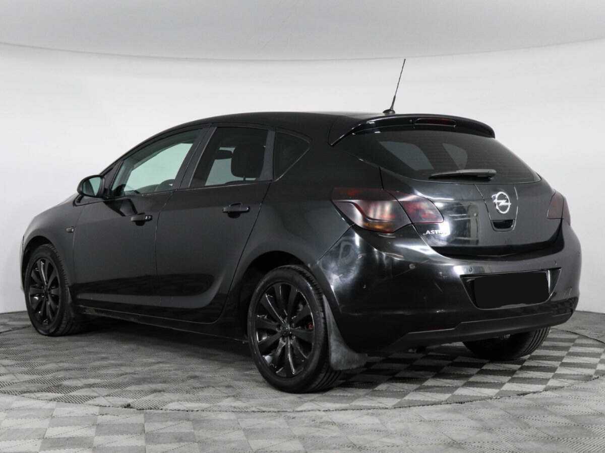Купить Opel Astra, 2011, 225 817 км, фото №4