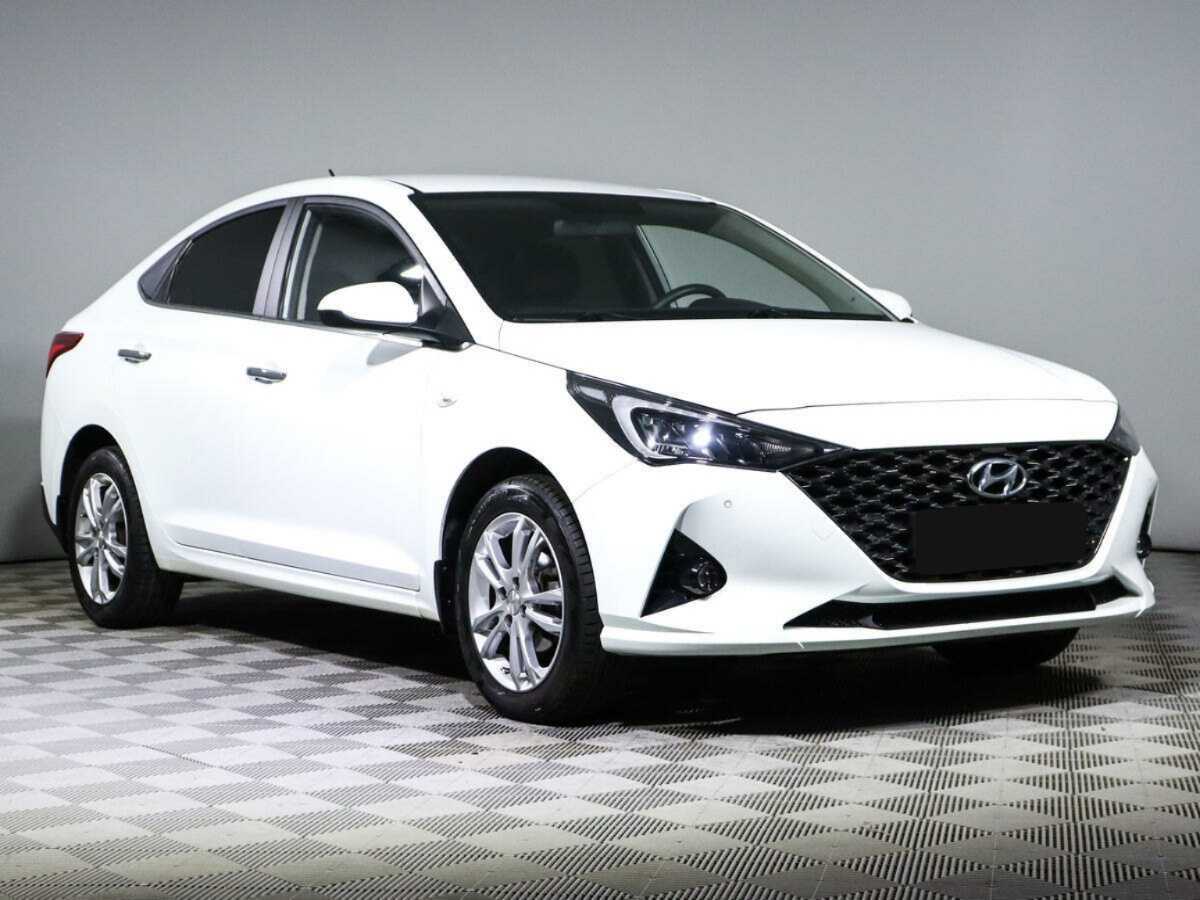 Купить Hyundai Solaris, 2020, 17 359 км, фото №3