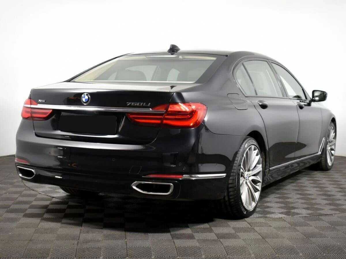 Купить BMW 7 серии 750i xDrive, 2017, 111 146 км, фото №3