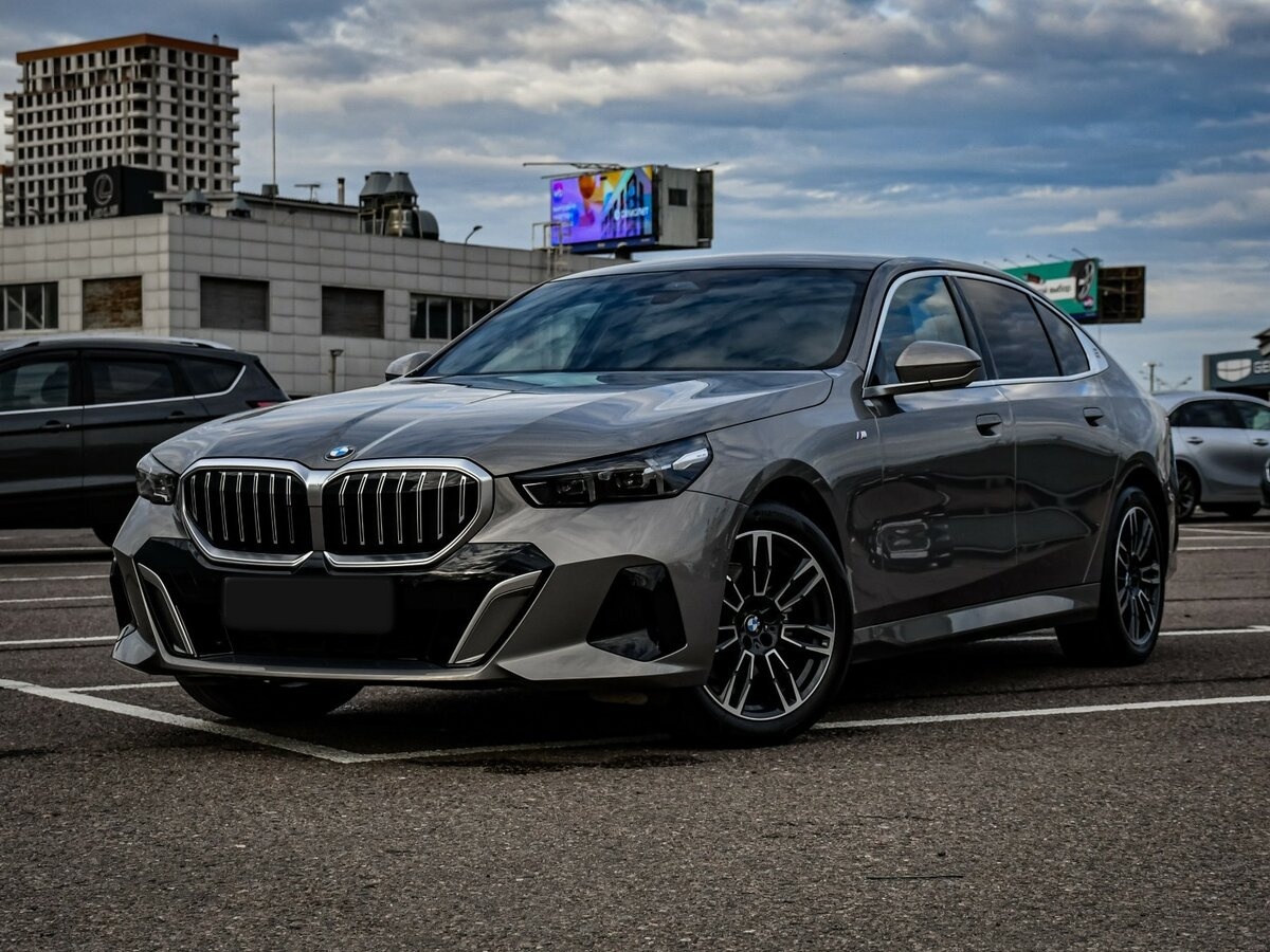 Купить BMW 5 серии Long 525Li VIII (G60/G61/G68), 2024, 21 710 км, фото №1