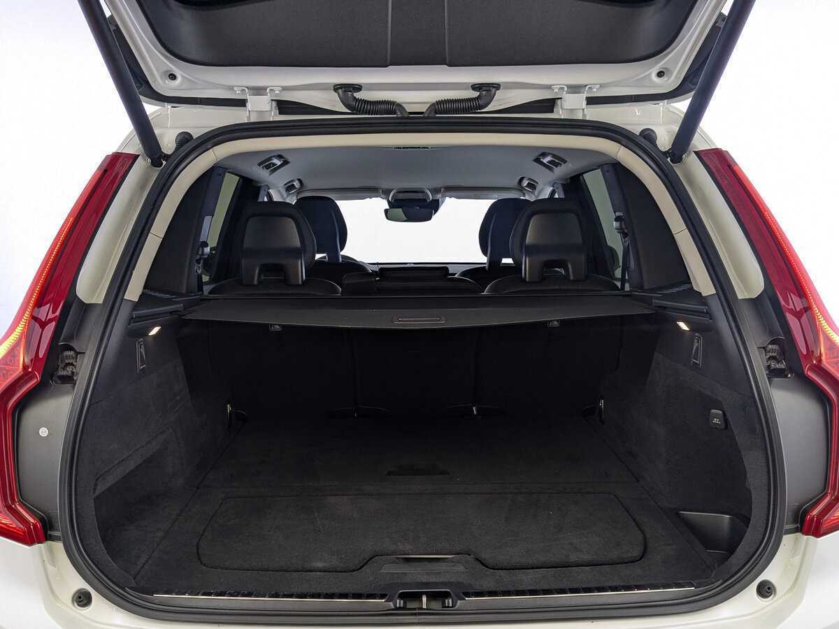 Купить Volvo XC90 B5, 2021, 41 236 км, фото №10