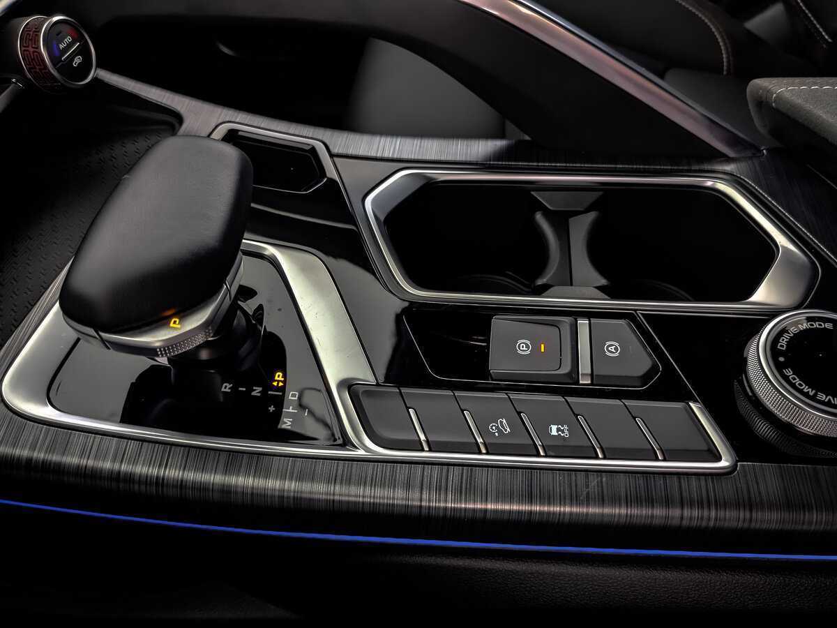 Купить Geely Tugella, 2023, 22 613 км, фото №17