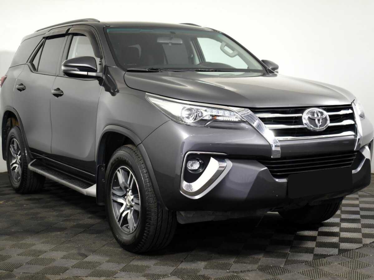 Купить Toyota Fortuner, 2020, 120 450 км, фото №3